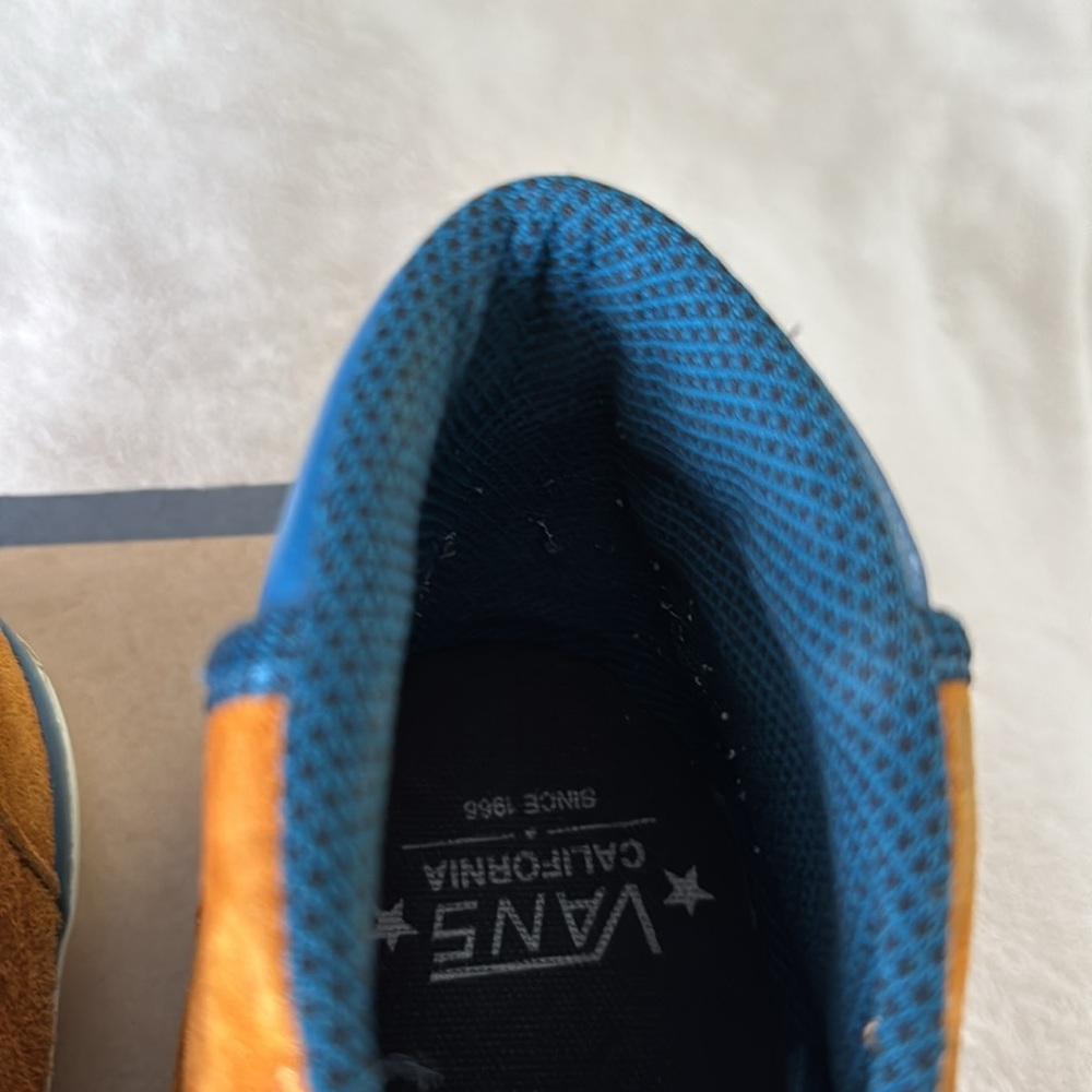 Vans shoes - Picture 4 of 16